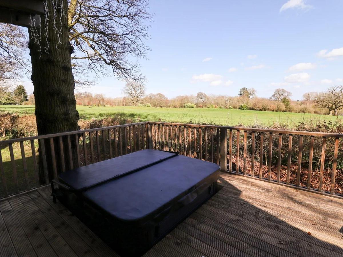 Ilodge Ultra Louth  Exterior foto